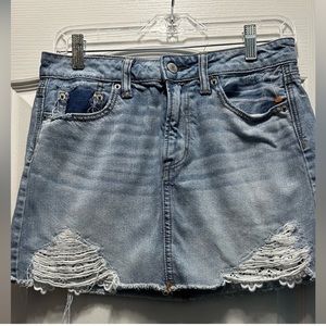 American Eagle Women's Size 4 Blue Denim Distressed Hi-Rise Festival Mini